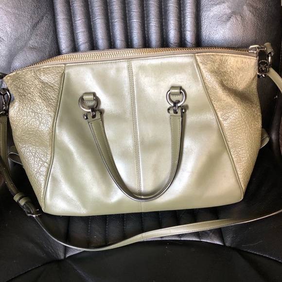 Authentic Coach Legacy Romy Two-Tone Green Leather Satchel - Picture 6 of 16